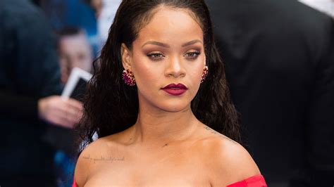 hot boob|15 Celebrity Cleavage Moments: Rihanna, Jayne Mansfield, and More